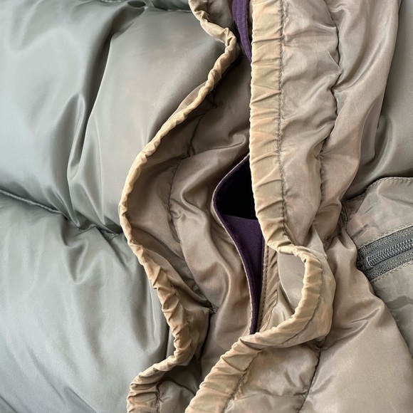 Cabela’s Premier Northern Goose Down Plum Puffer Vest 2XL Tall Outdoor Hunting - Picture 14 of 15